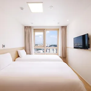 kenny-seogwipo.jejukoreahotels.com/