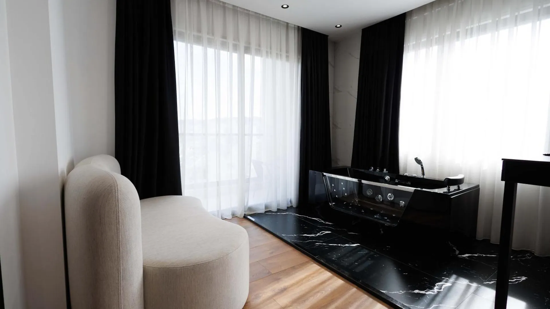 Destiny Hotel & Spa Yzberish
